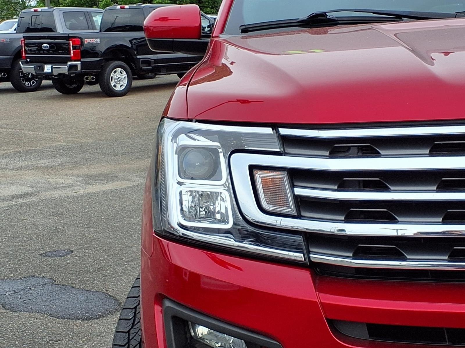 Used 2021 Rapid Red Metallic Tinted Clearcoat Ford XLT image 15