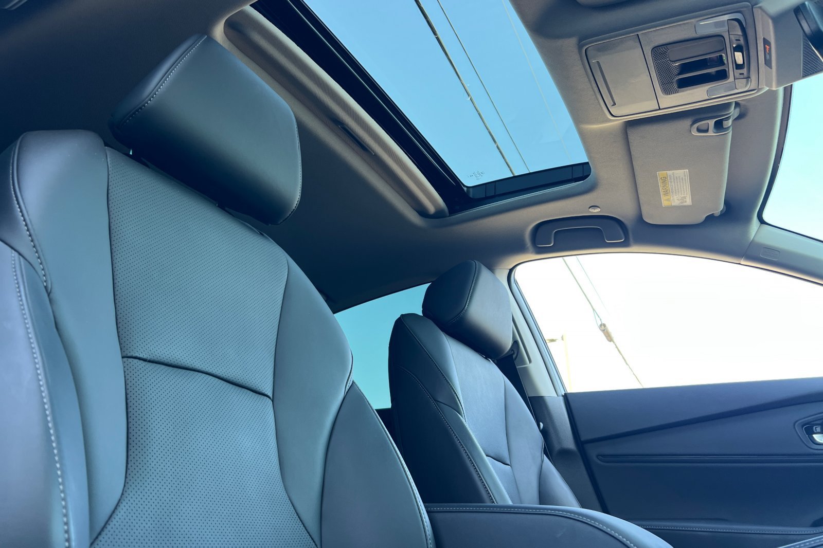 Used 2025 Urban Gray Pearl Honda Touring image 16