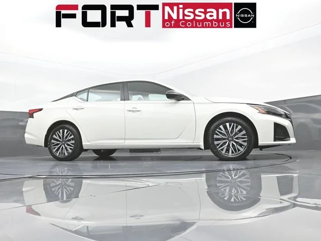 New 2026 Pearl White TriCoat Nissan SV image 33
