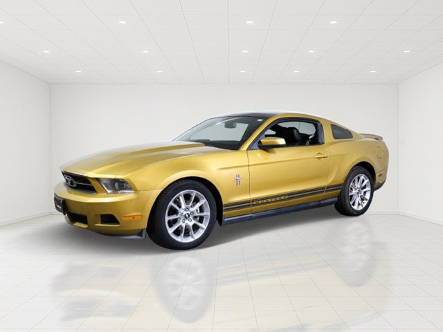 Used 2010 Ford Mustang V6 with VIN 1ZVBP8AN2A5100275 for sale in Apple Valley, Minnesota