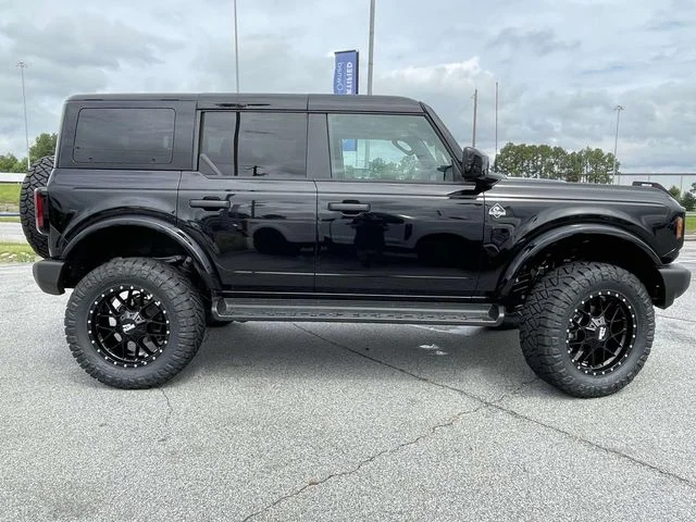 New 2026 Shadow Black Ford Outer Banks® image 2