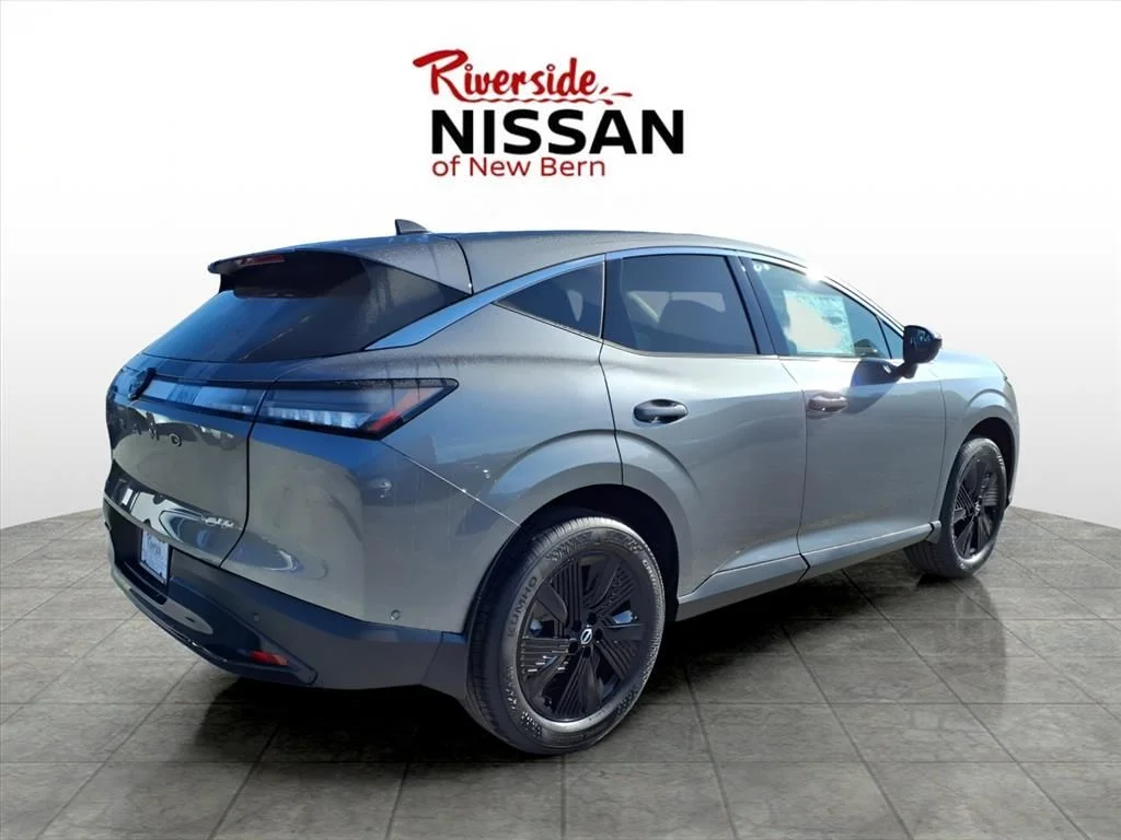 2025 Nissan Murano SV - Photo 2
