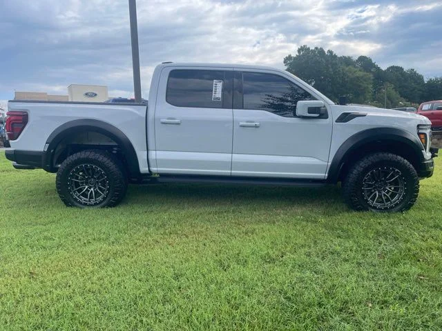 Used 2025 White Ford Raptor R image 6