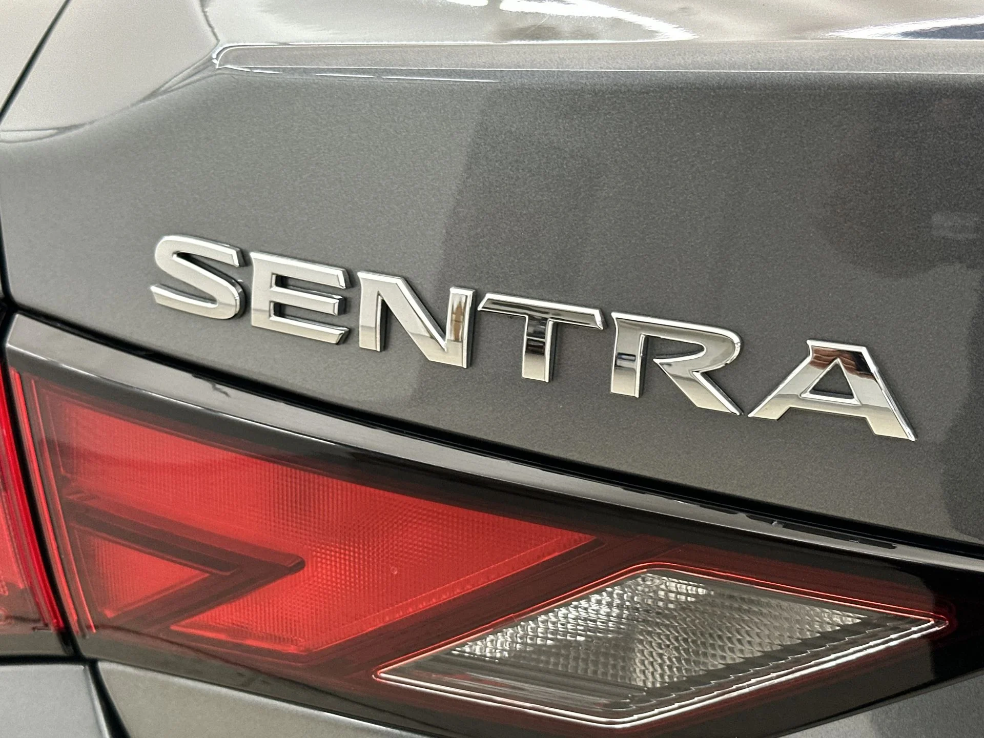 Used 2024 Gray Nissan SV image 38