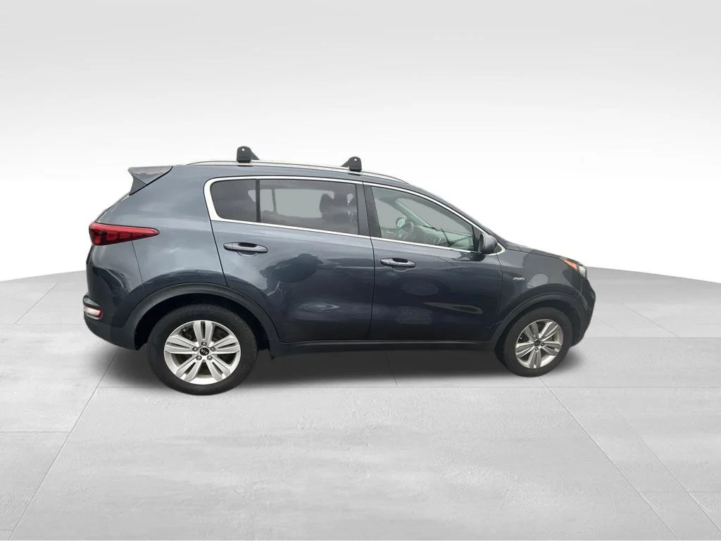 Certified Used 2017 Blue Kia LX image 5