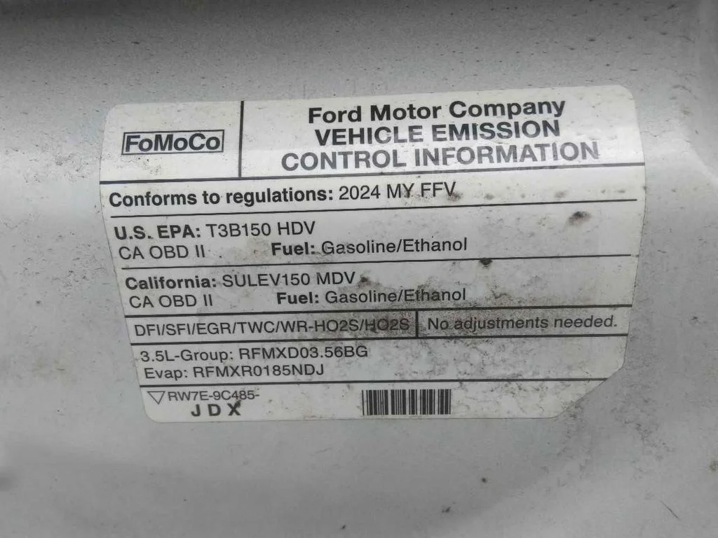 Used 2024 White Ford XLT image 28
