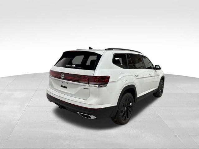 New 2026 White/off-white Volkswagen 2.0T SE w/Technology image 5