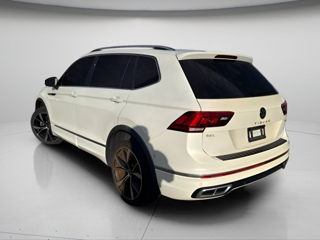 Used 2022 Oryx White Pearl Effect Volkswagen 2.0T SEL R-Line image 8