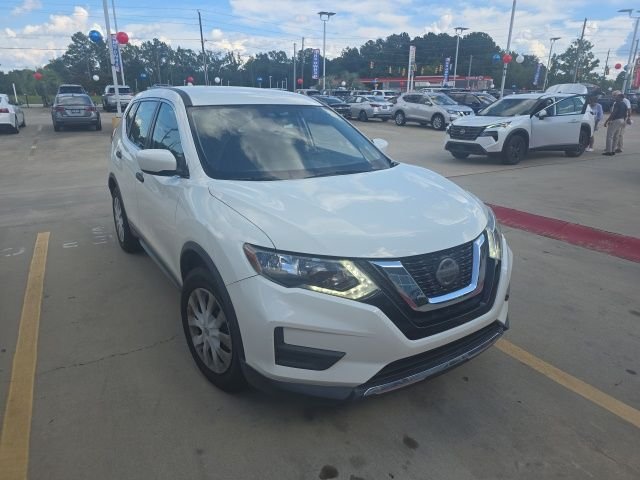 Used 2018 White Nissan S image 1
