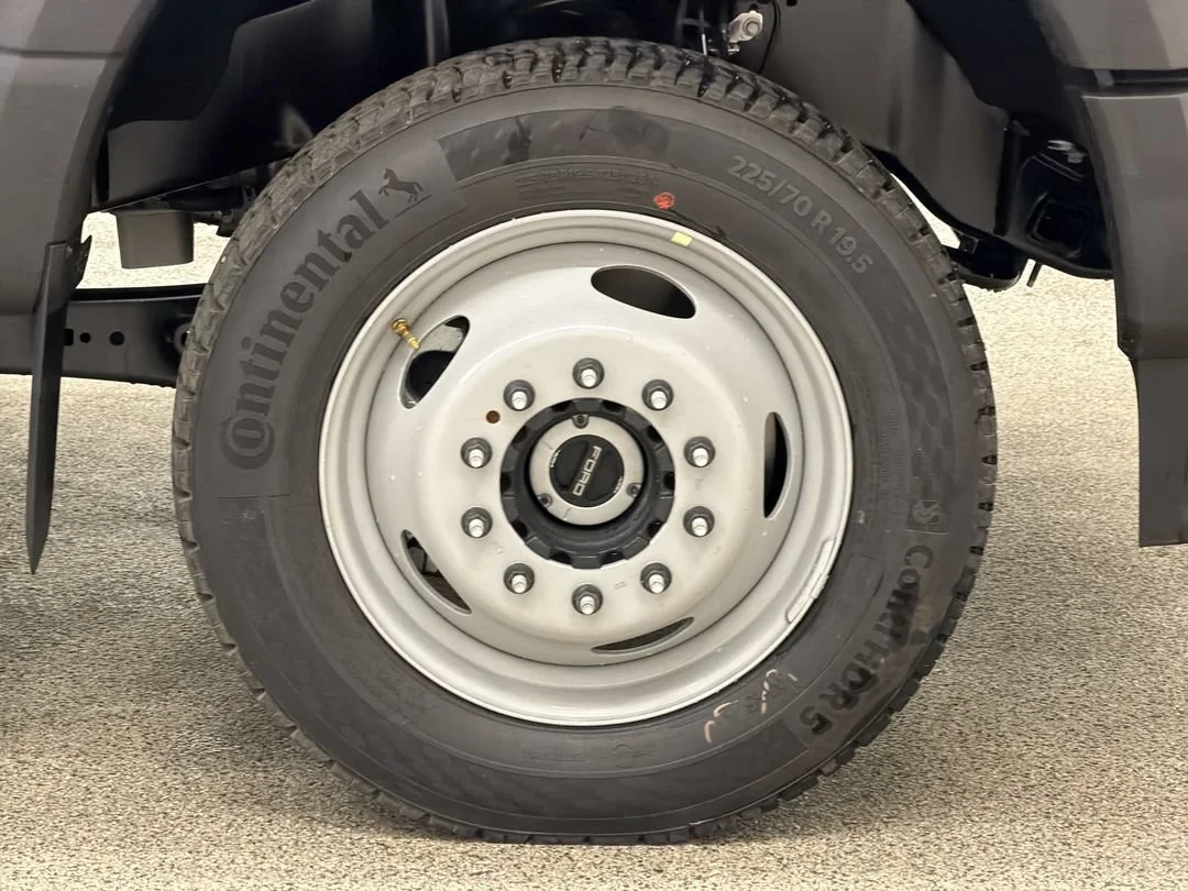 New 2026 Oxford White Ford F-550® XL image 10