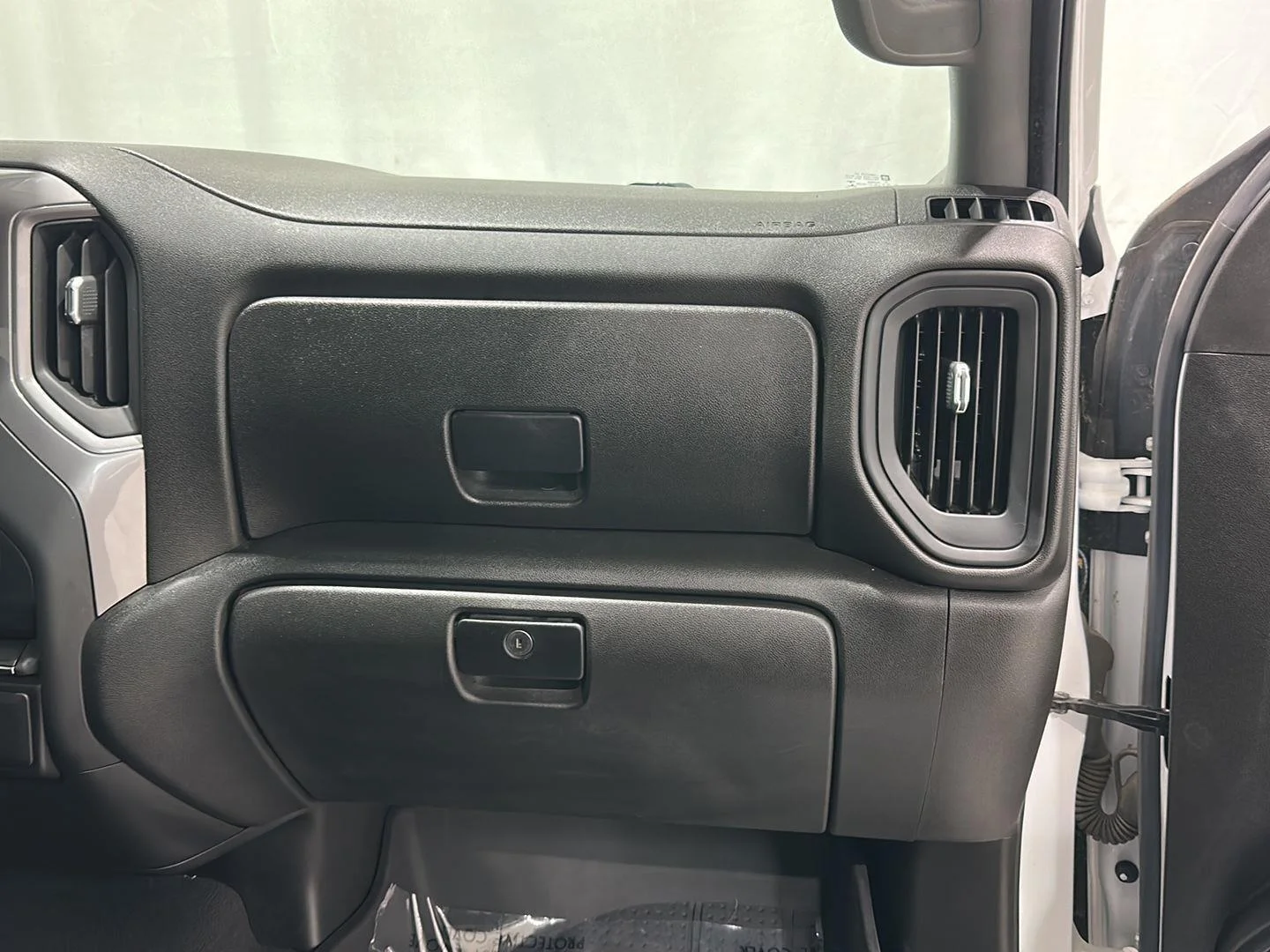 Used 2021 SUMMIT WHITE Chevrolet Custom Trail Boss image 25