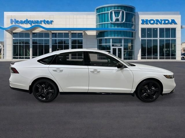 New 2026 Platinum White Pearl Honda Sport-L image 2