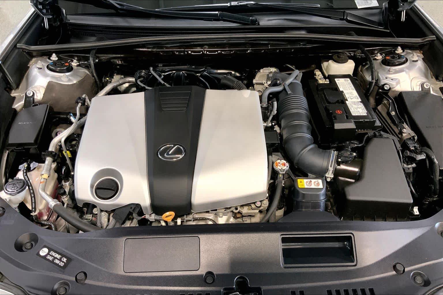 Used 2021 Silver Lining Metallic Lexus  image 32