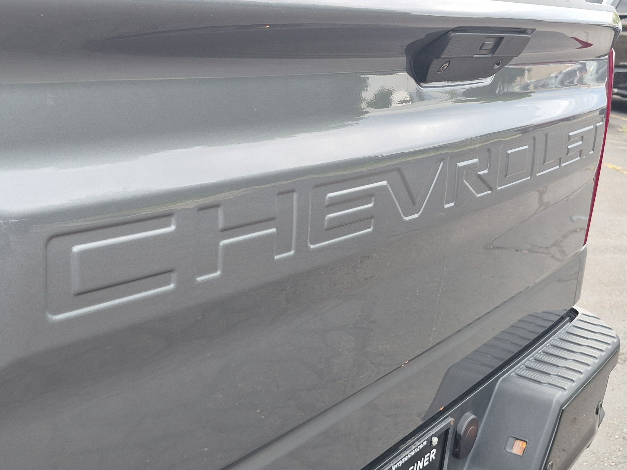 Used 2020 SATIN STEEL METALLIC Chevrolet LT Trail Boss image 13