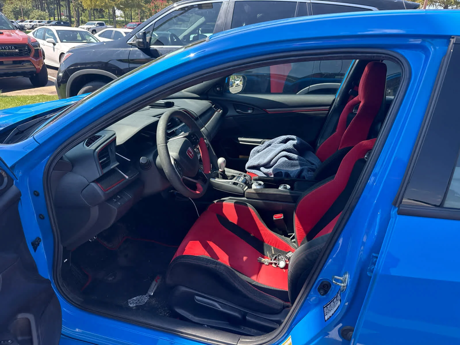 Used 2021 Boost Blue Pearl Honda Touring image 7