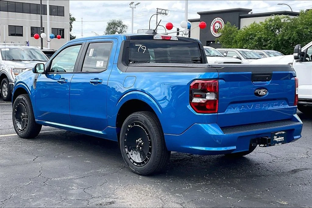 New 2026 Velocity Blue Ford Lobo™ image 10