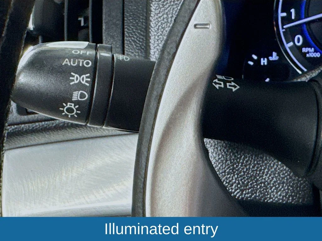 Used 2013 Blue INFINITI Sport image 13