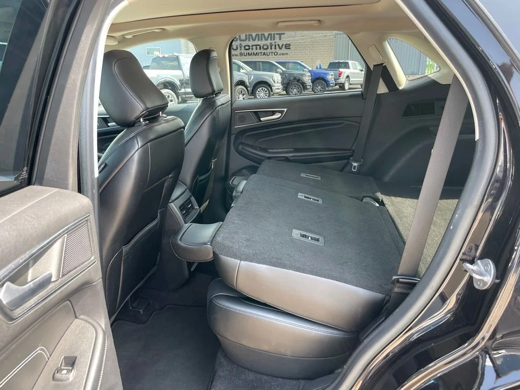 Used 2021 Black Metallic Ford Titanium image 48