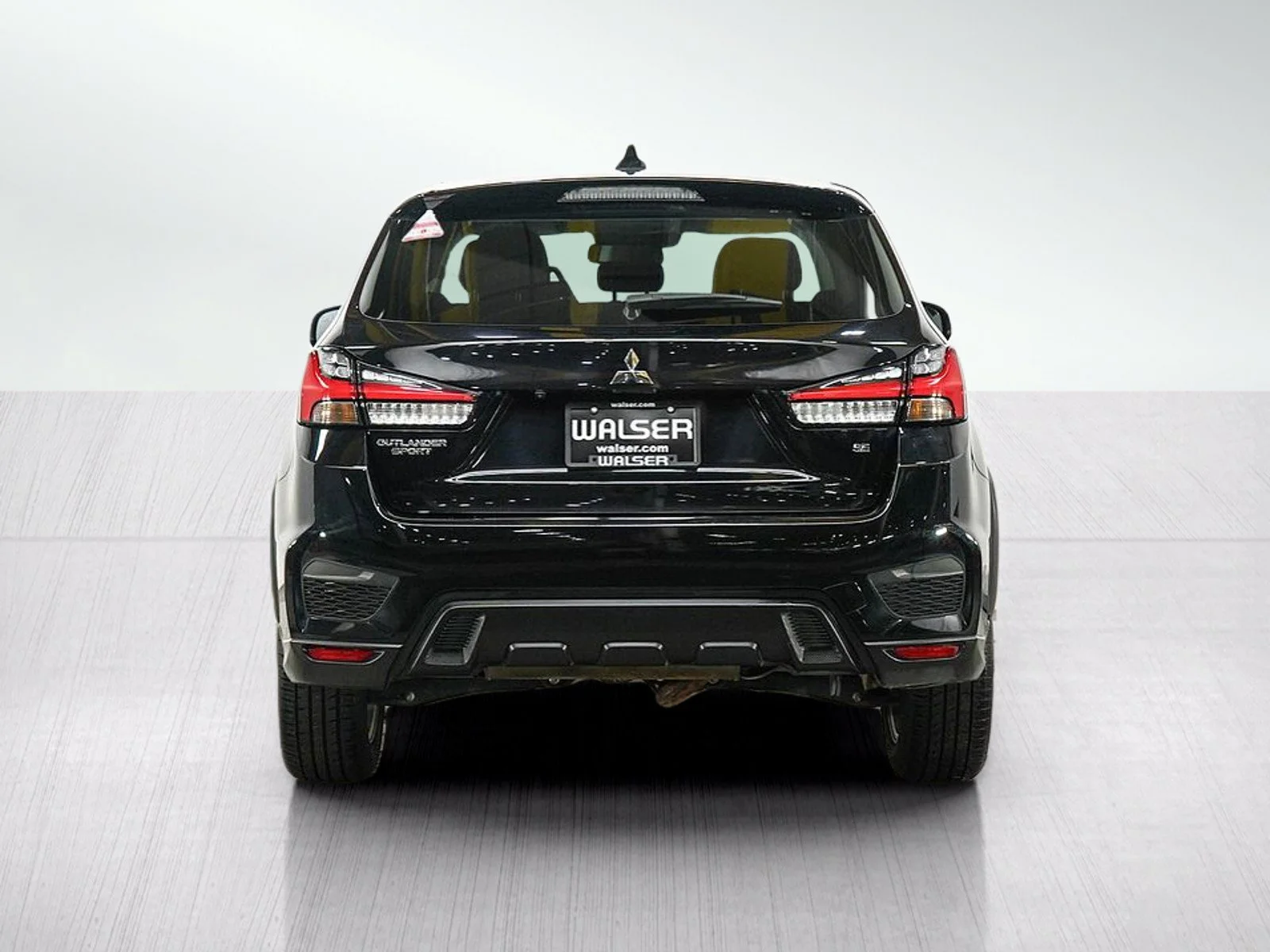 Used 2024 Black Mitsubishi SE image 4