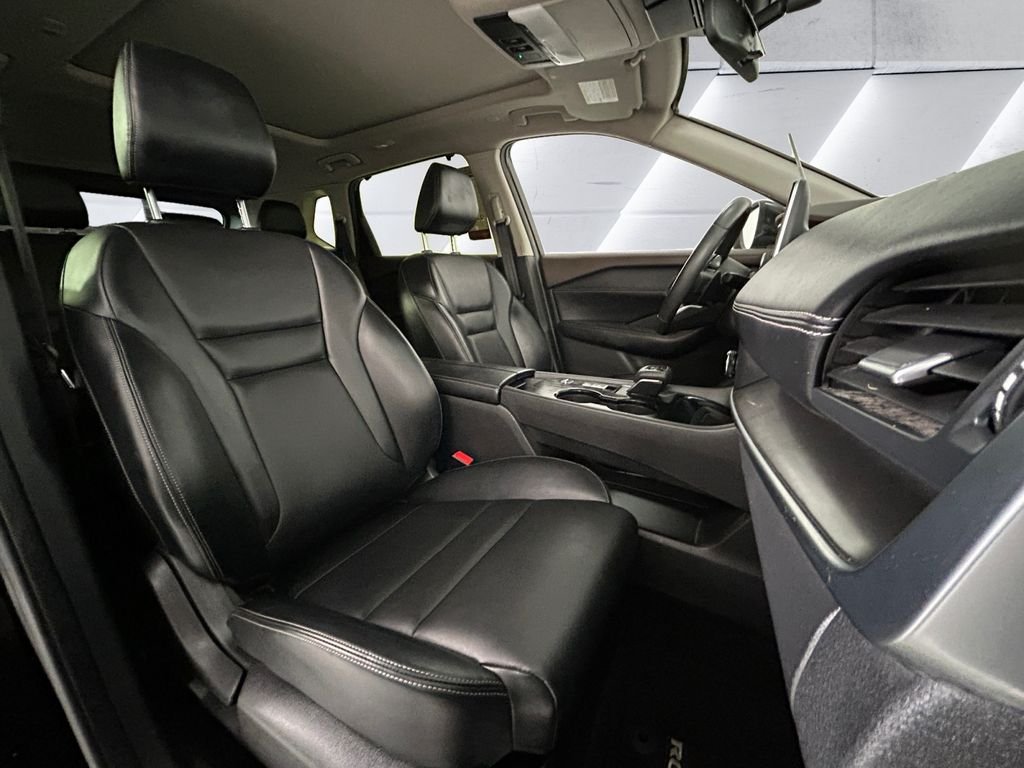 Used 2023 Black Nissan SV image 14