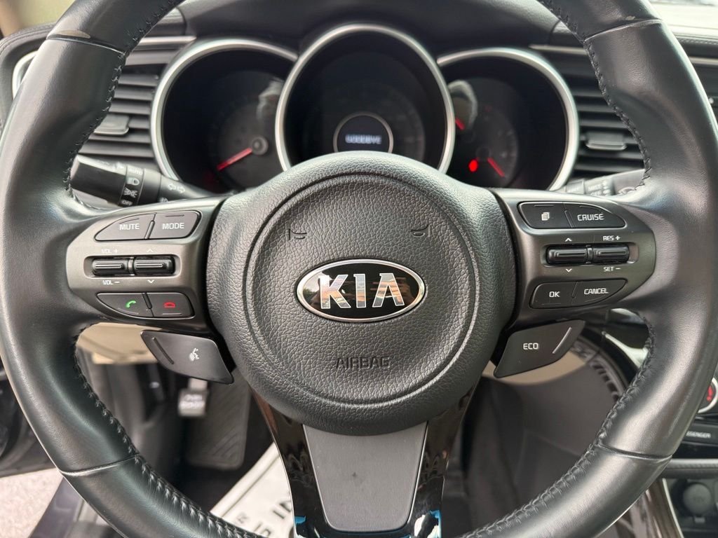 Used 2015 Gray Kia EX image 15
