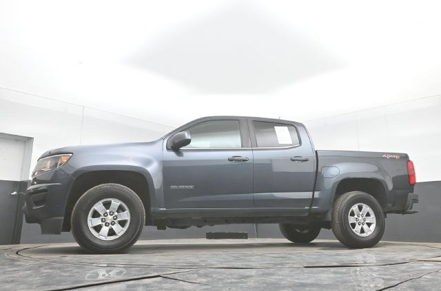 Used 2020 Gray Chevrolet Work Truck image 41
