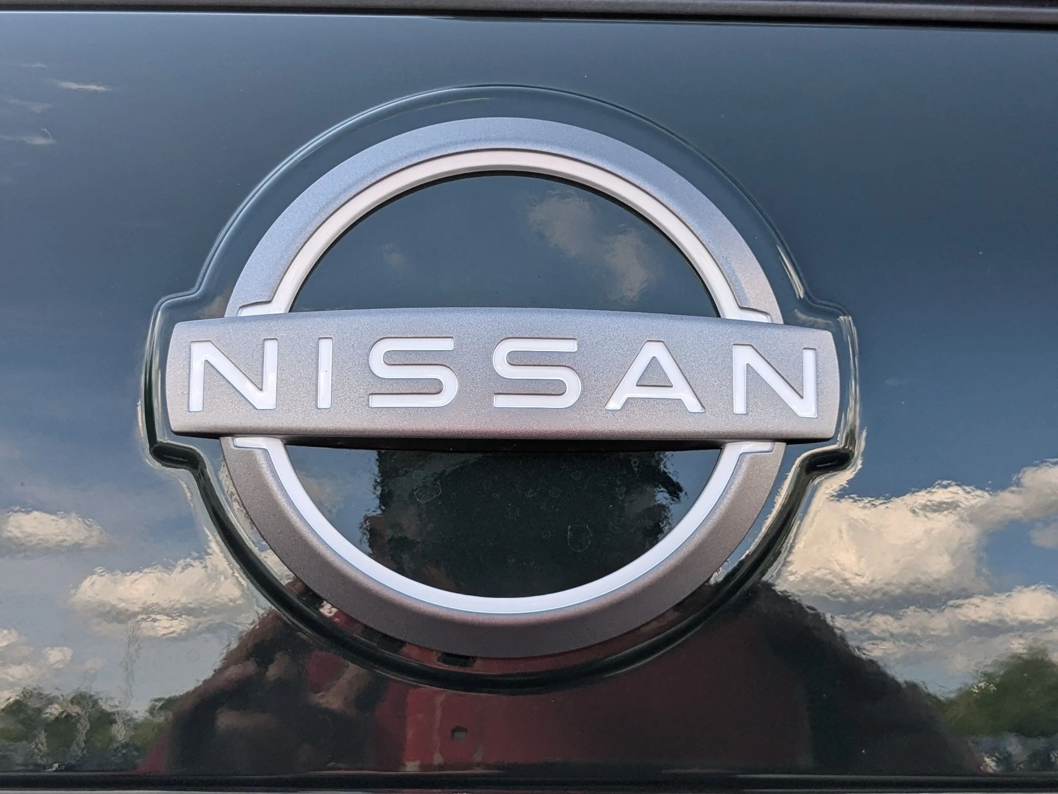 New 2026 Obsidian Green Pearl Nissan Platinum image 28