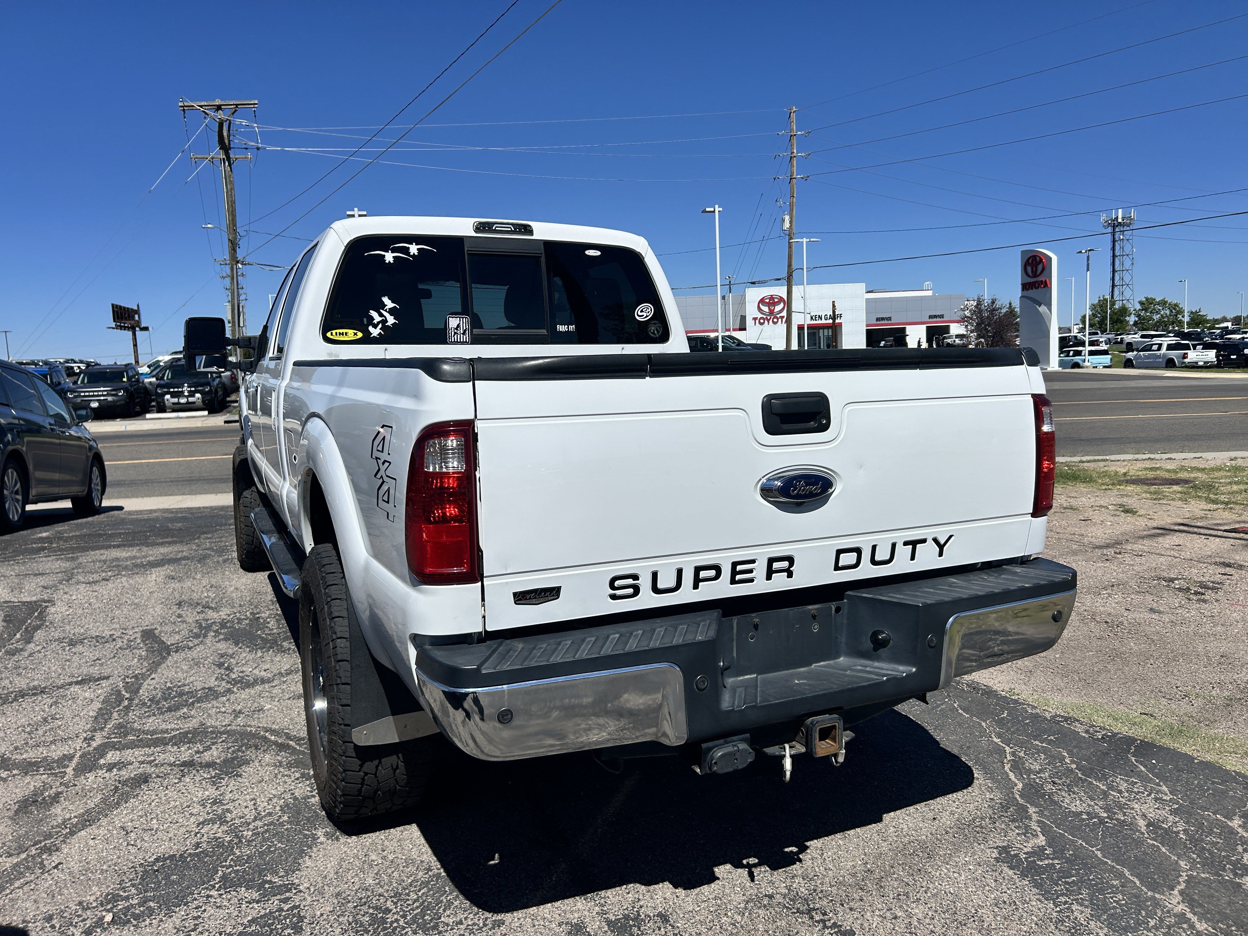 Used 2015 Oxford White Ford Lariat image 3