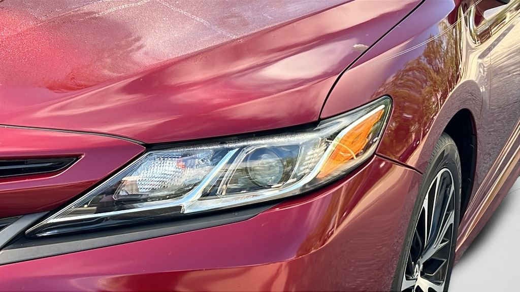 Used 2018 Red Toyota SE image 24