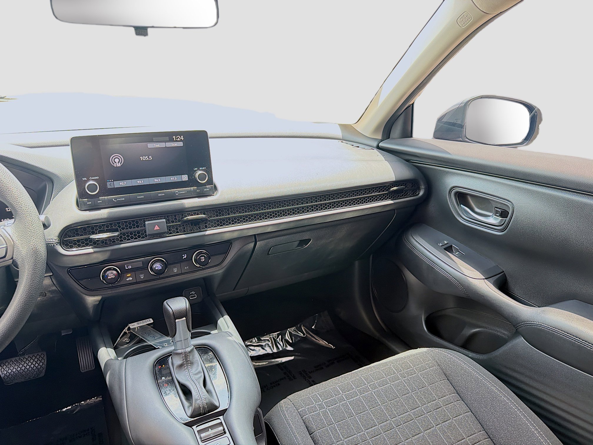 2025 Honda HR-V LX - Photo 21