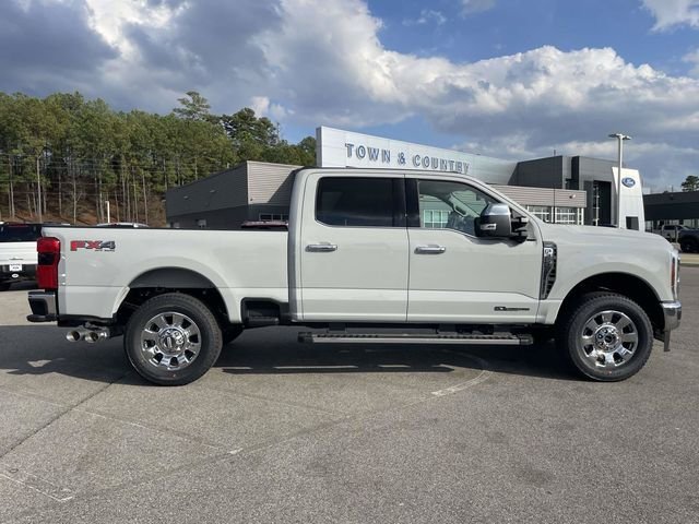 New 2026 Avalanche Ford Lariat image 2