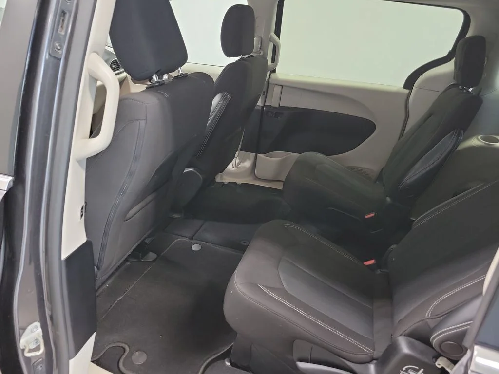 Used 2023 Gray Chrysler LX image 30