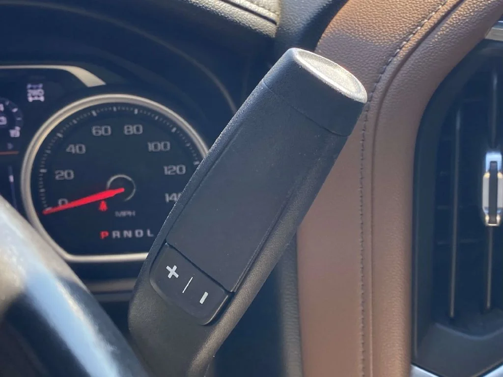 Used 2020 Brown Chevrolet High Country image 28