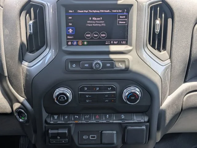 New 2025 Summit White GMC Pro image 15