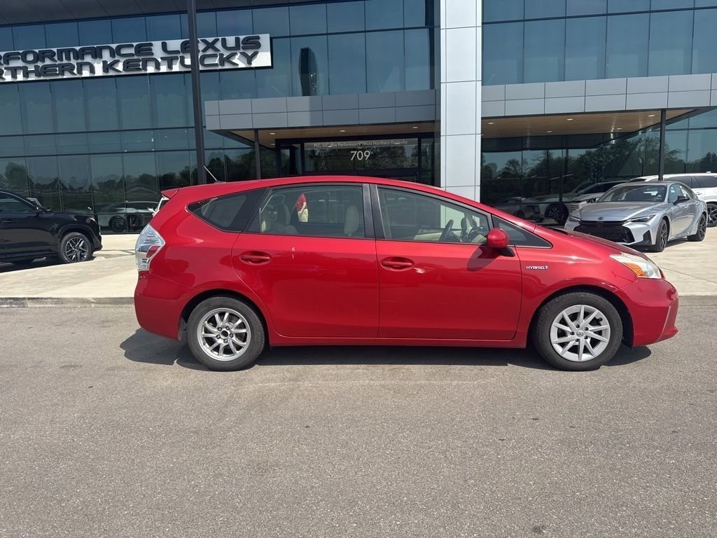 Used 2013 Toyota Prius v Three with VIN JTDZN3EU6D3263586 for sale in Fort Wright, KY