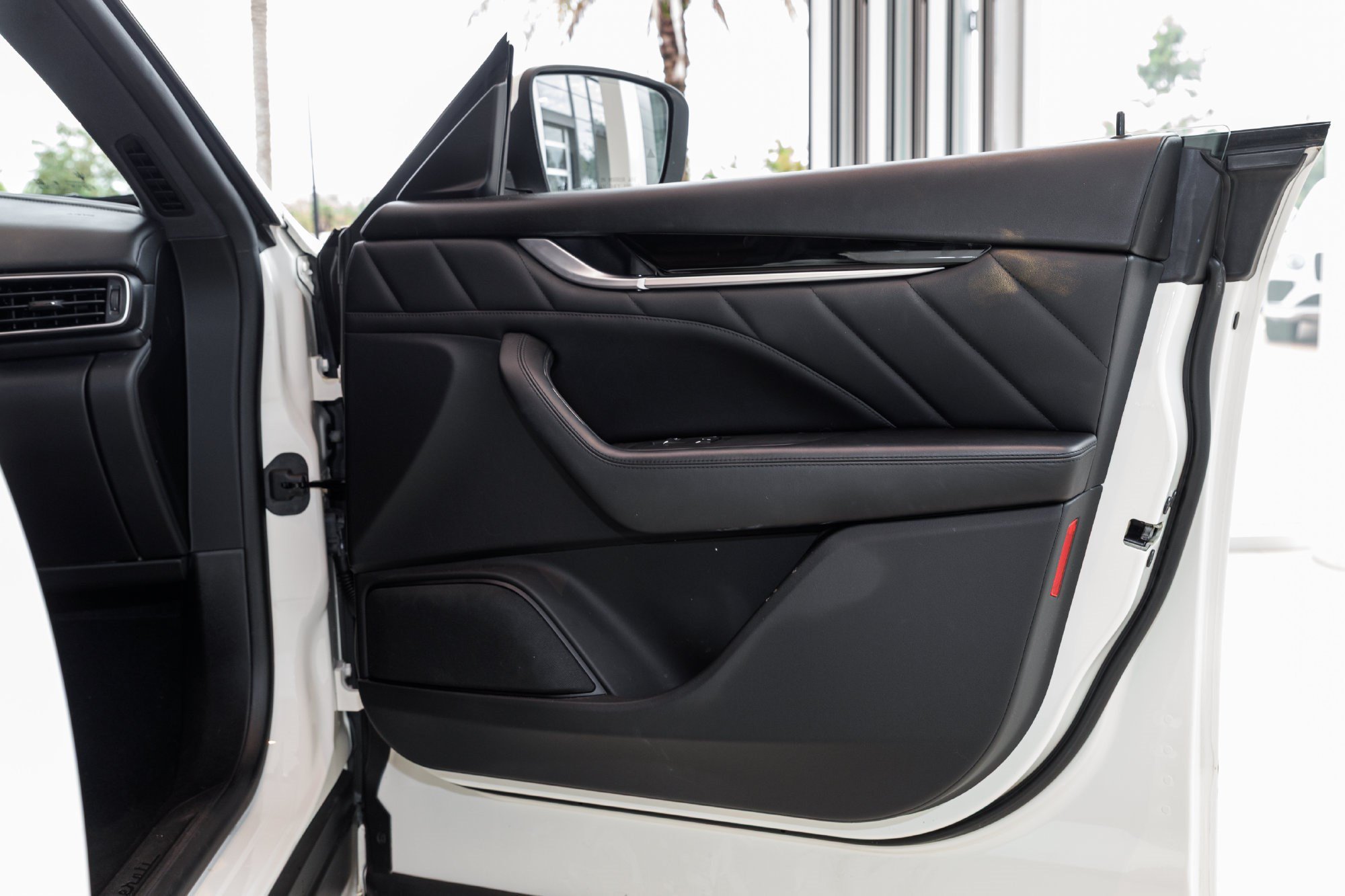 Used 2023 Bianco Maserati GT image 41
