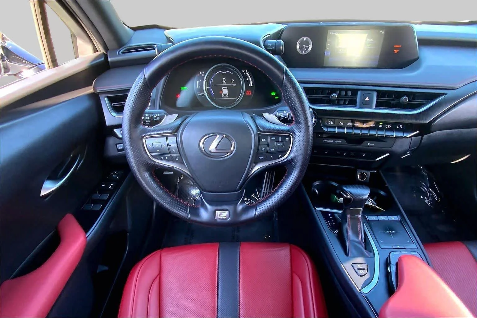Used 2019 Ultra White Lexus F SPORT image 6