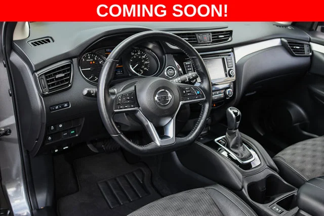 Used 2020 Gray Nissan SV image 15