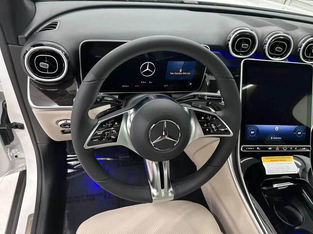 Used 2026 White Mercedes-Benz GLC 300 image 10