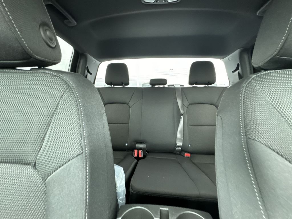 Used 2024 White GMC Elevation image 13