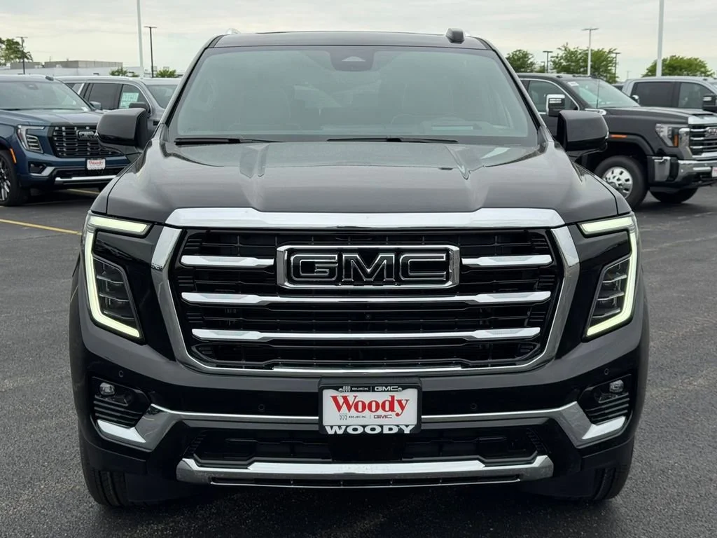 New 2026 Onyx Black GMC Elevation image 11