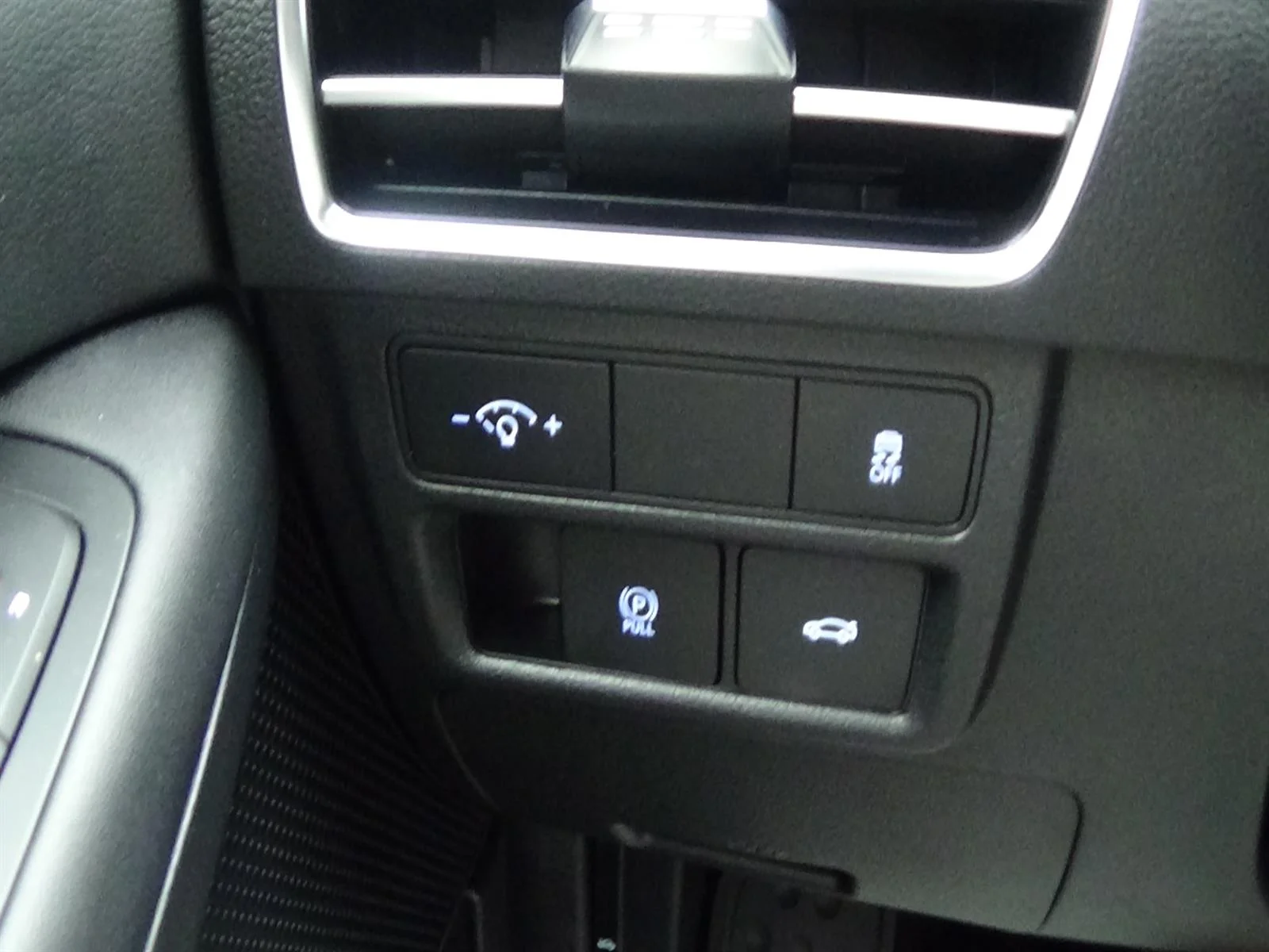 Used 2025 Aero Silver Metallic (t4a) Hyundai SEL image 19