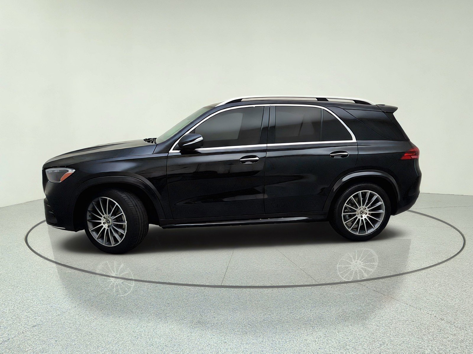 Certified Used 2024 Obsidian Black Metallic Mercedes-Benz GLE 350 image 14