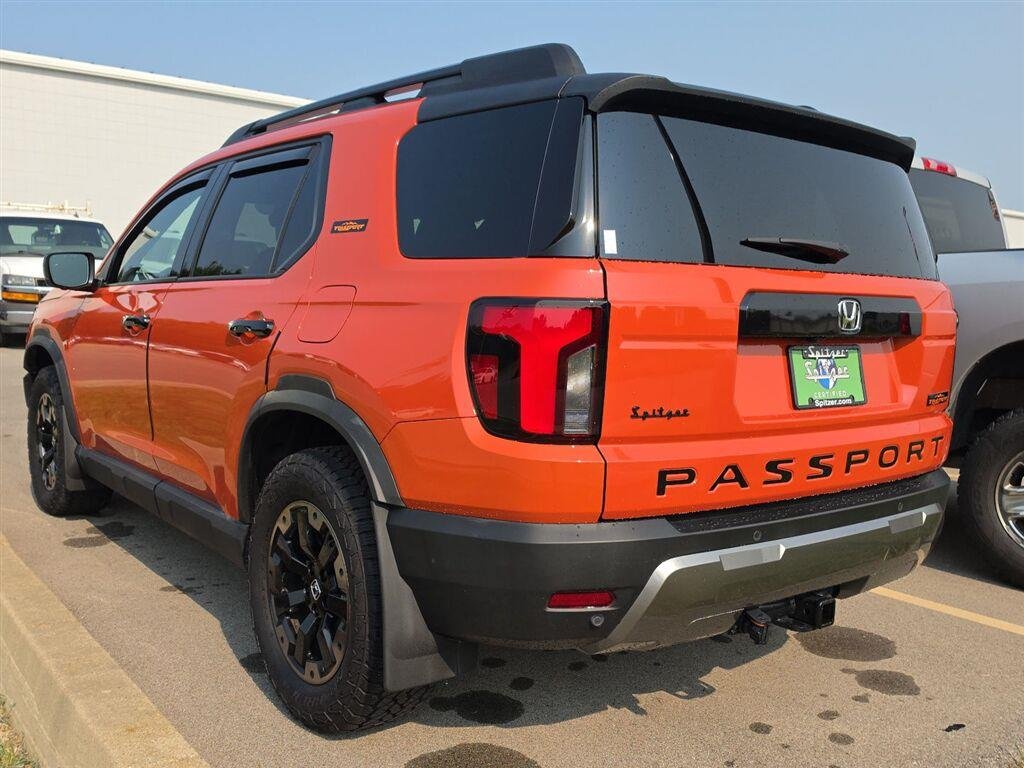 Used 2026 Orange Honda TrailSport Elite image 4