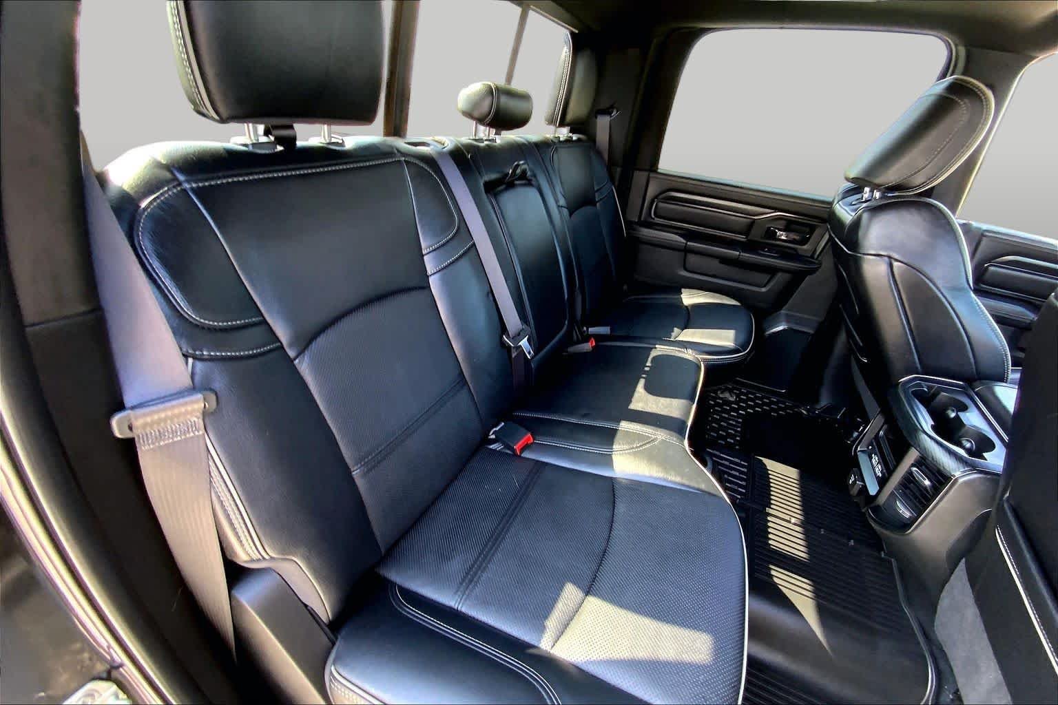 Used 2024 Diamond Black Crystal Pearlcoat Ram Power Wagon image 17