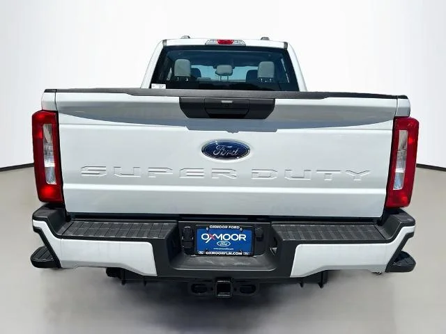 New 2026 Oxford White Ford F-250® XL image 35