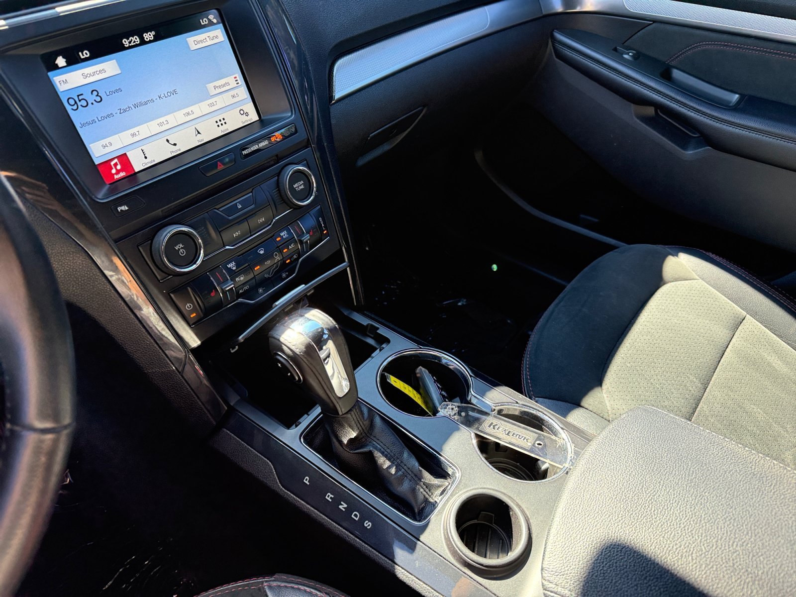 Used 2018 Magnetic Ford XLT image 13