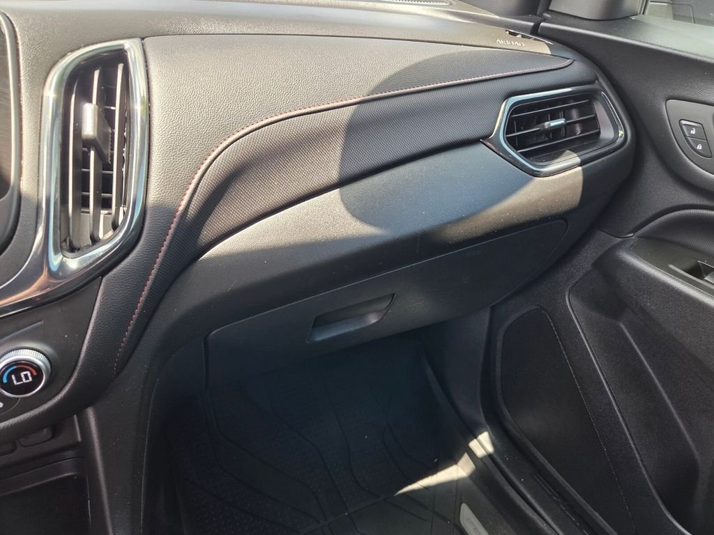 Used 2023 Gray Chevrolet RS image 27