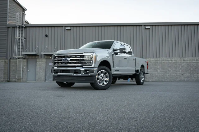 2026 Ford Super Duty F-350® Lariat®