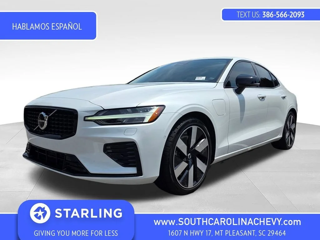 Used 2024 White Volvo T8 Ultimate Dark Theme image 1